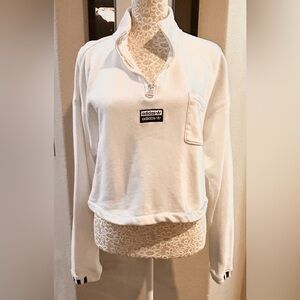 Adidas Women’s Trefoil White
Sweatshirt Half Zip Pullover
Size Large